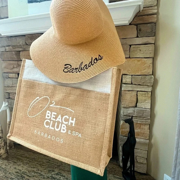 Beach bag from 5 start O Beach Club Barbados - Picture 3 of 8